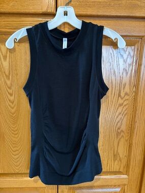 Athleta Sleeveless Black Tank Top